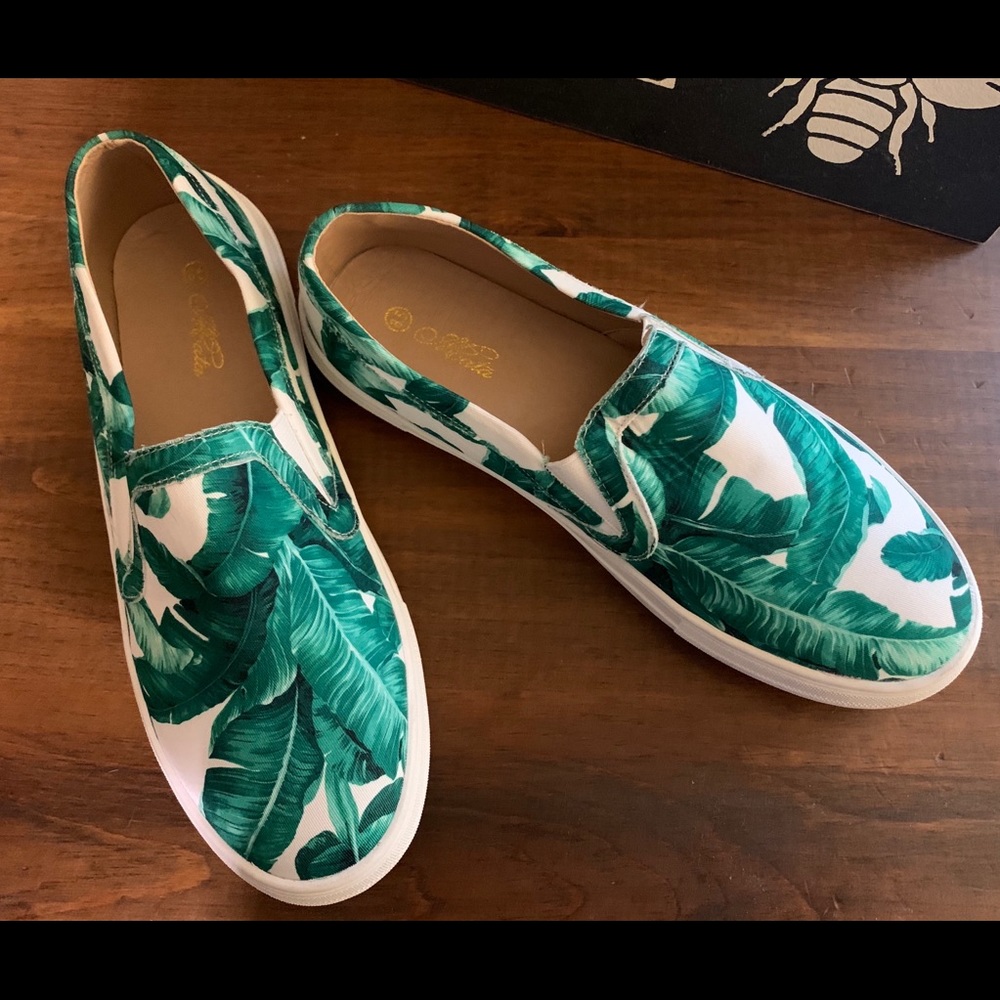 Slip on sneakers, worn once